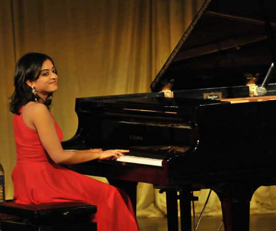 female piano player amritsar